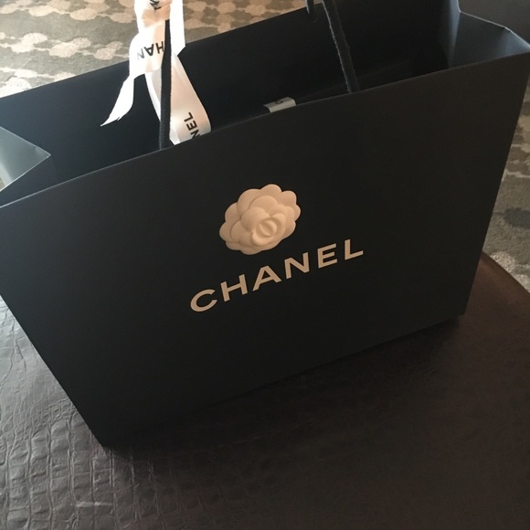 Meet your Posher, Christine - Picture 4 of 4